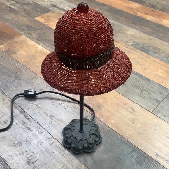 Adorable hat lamp - Picture 3 of 4